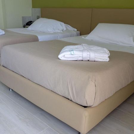 Hotel San Crispino Morrovalle Dış mekan fotoğraf