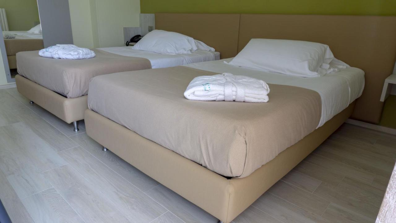 Hotel San Crispino Morrovalle Dış mekan fotoğraf