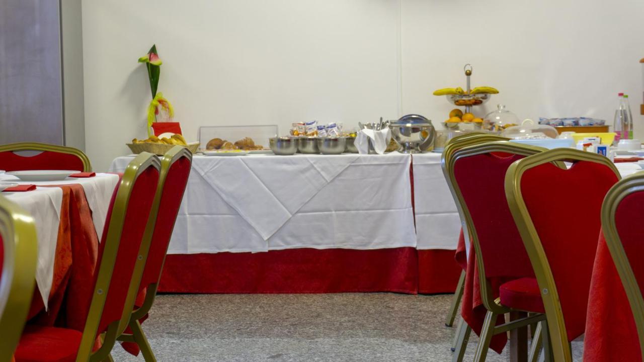 Hotel San Crispino Morrovalle Dış mekan fotoğraf